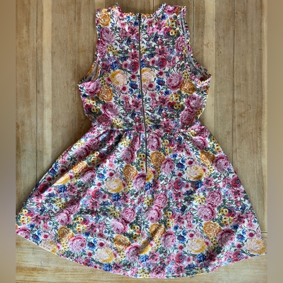 Rewind Fit and Flare Floral Dress (XL) - Picture 2 of 4